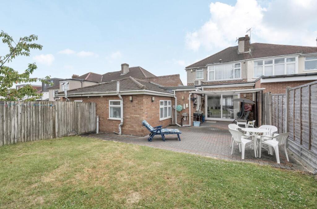 Davidson Frost-Wellings, DFW, Portland Crescent, S