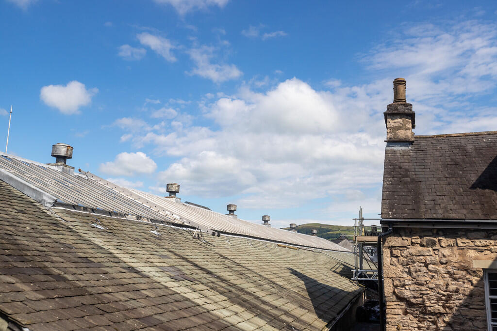 Apt 1 Roof top vi...