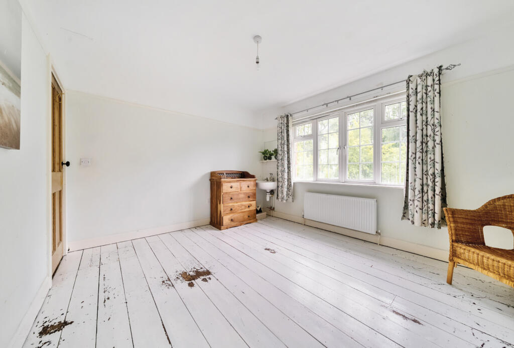 1332745-18-68887a...