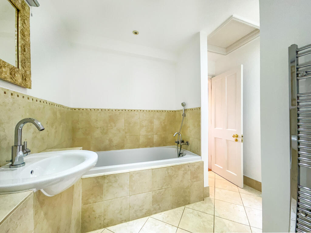 20250830_141556048_iOS_edited