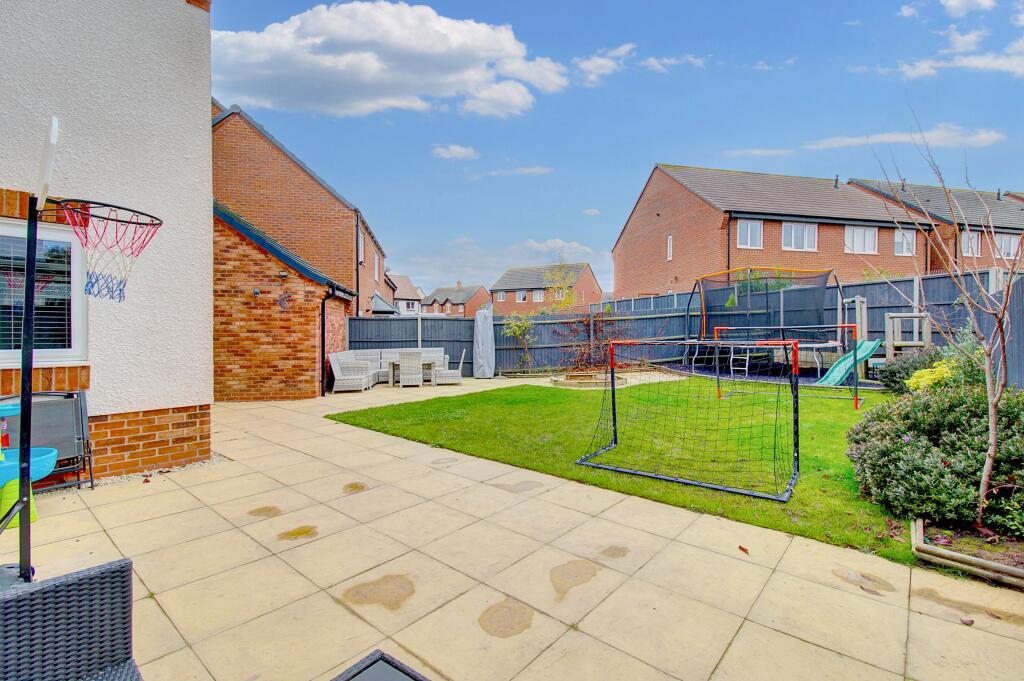 Rear Garden (right)
