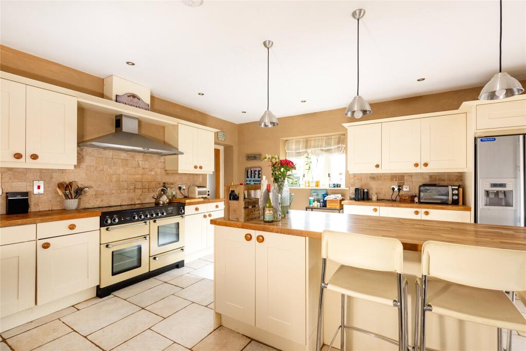 Kitchen/Breakfast