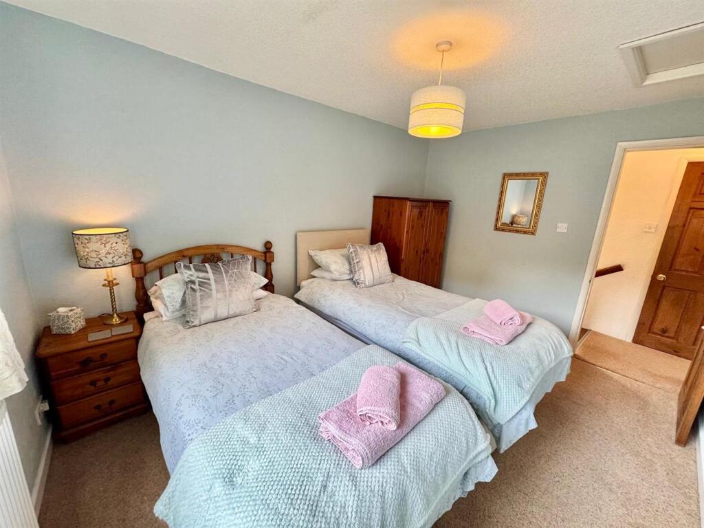 PHOTO-2025-03-10-21-06-15 (5).jpg