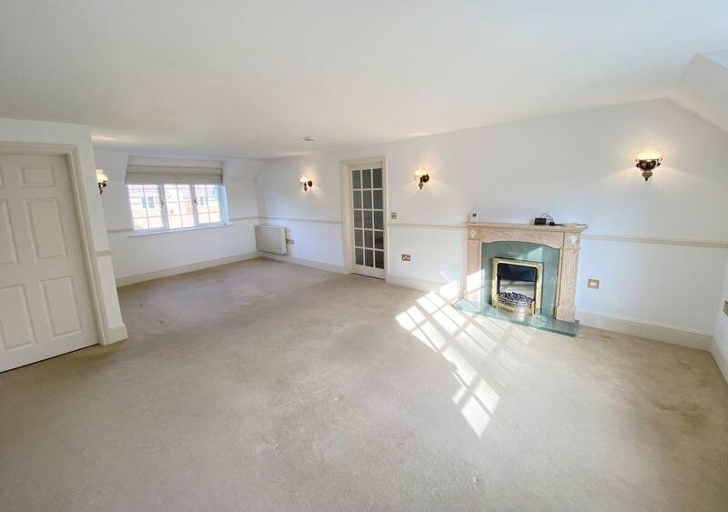 The Sitting/Dining Room