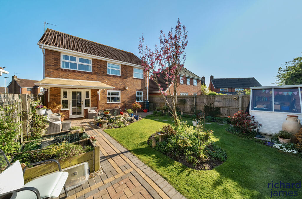 966298f4b4124dde8b2eacba467a184f