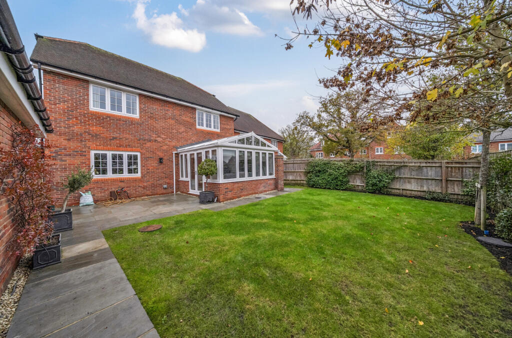 1385312-15-692864...