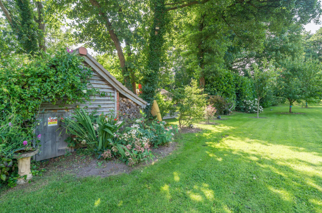 1334149-3-6891e06...