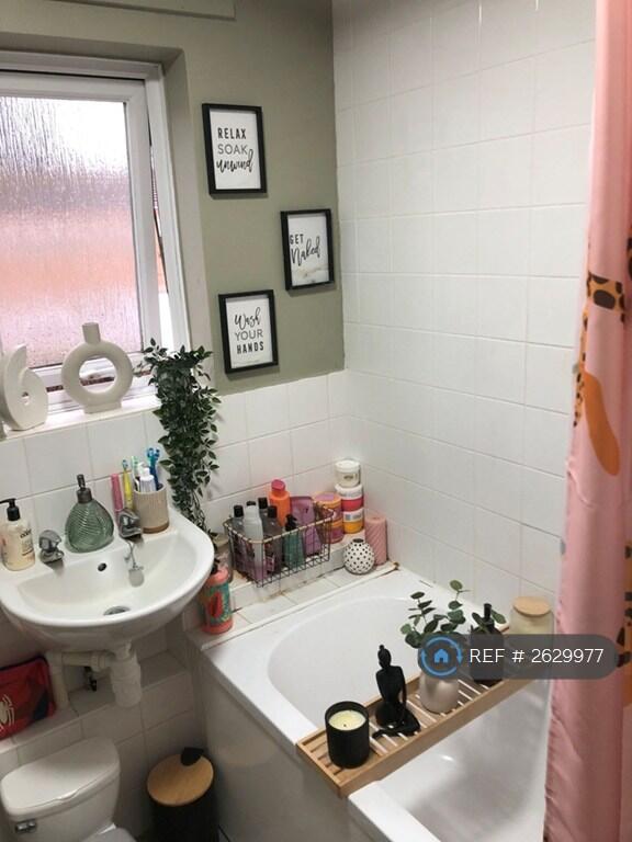 Bathroom View2