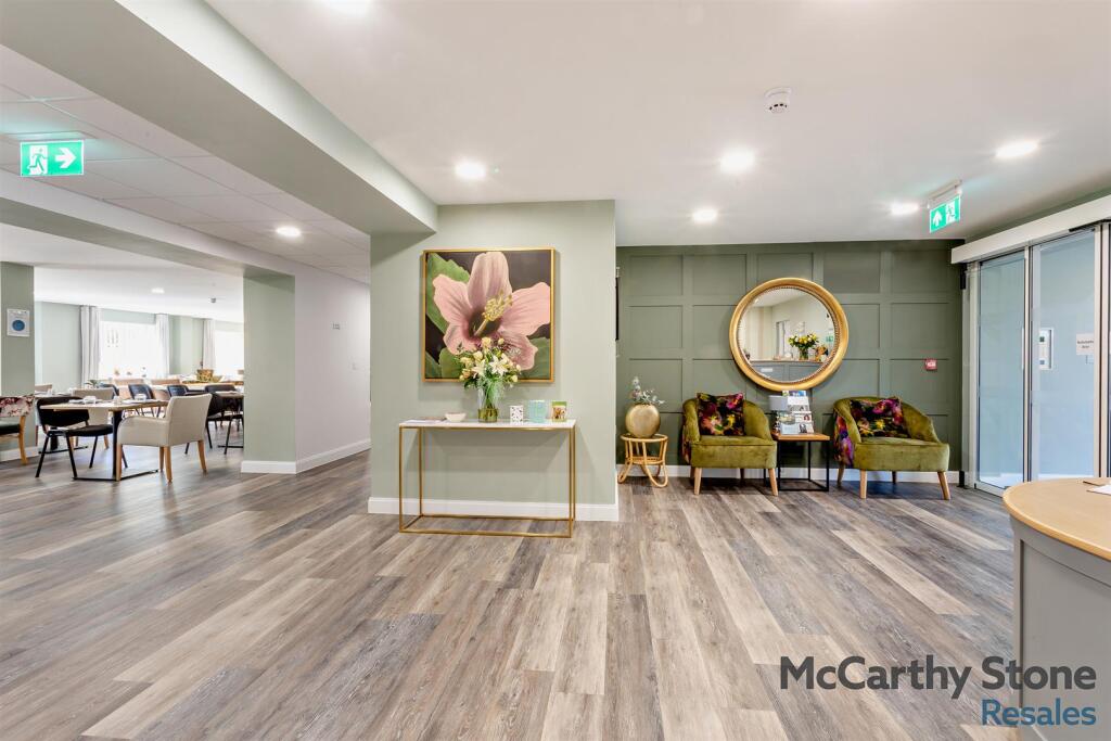8664839-interior19-800.jpg
