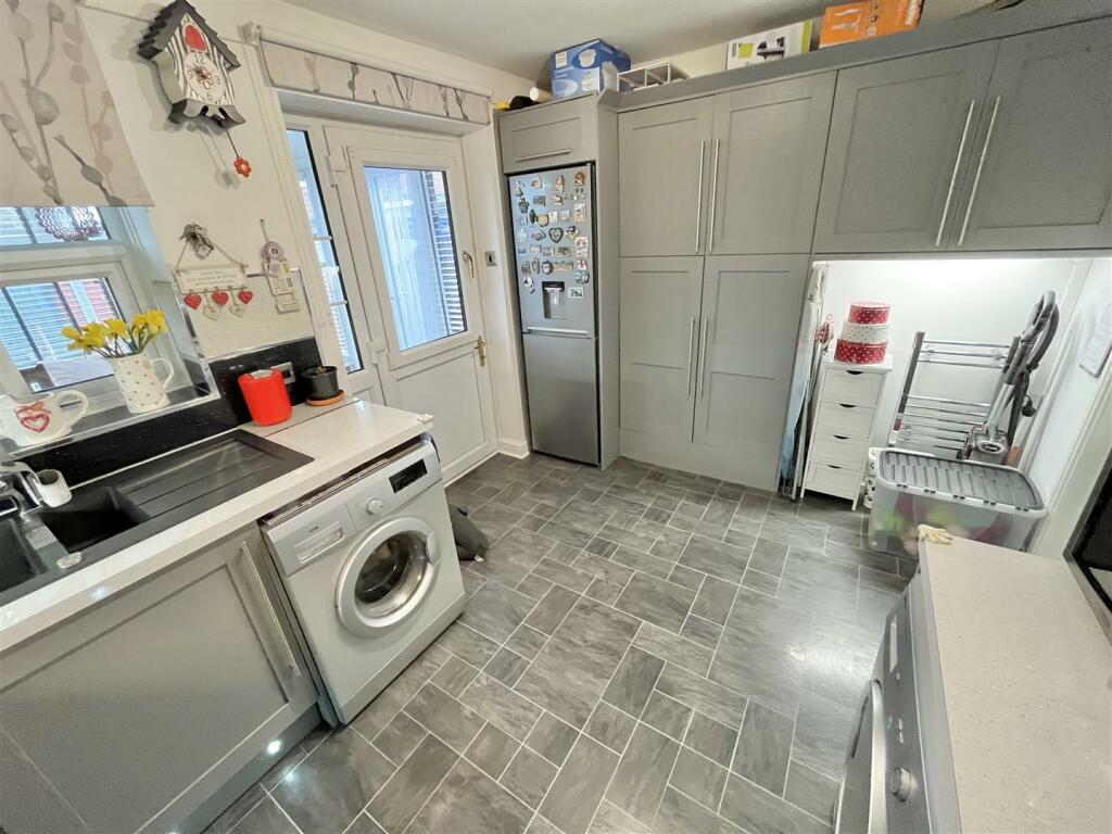 Kitchen Aspect 2