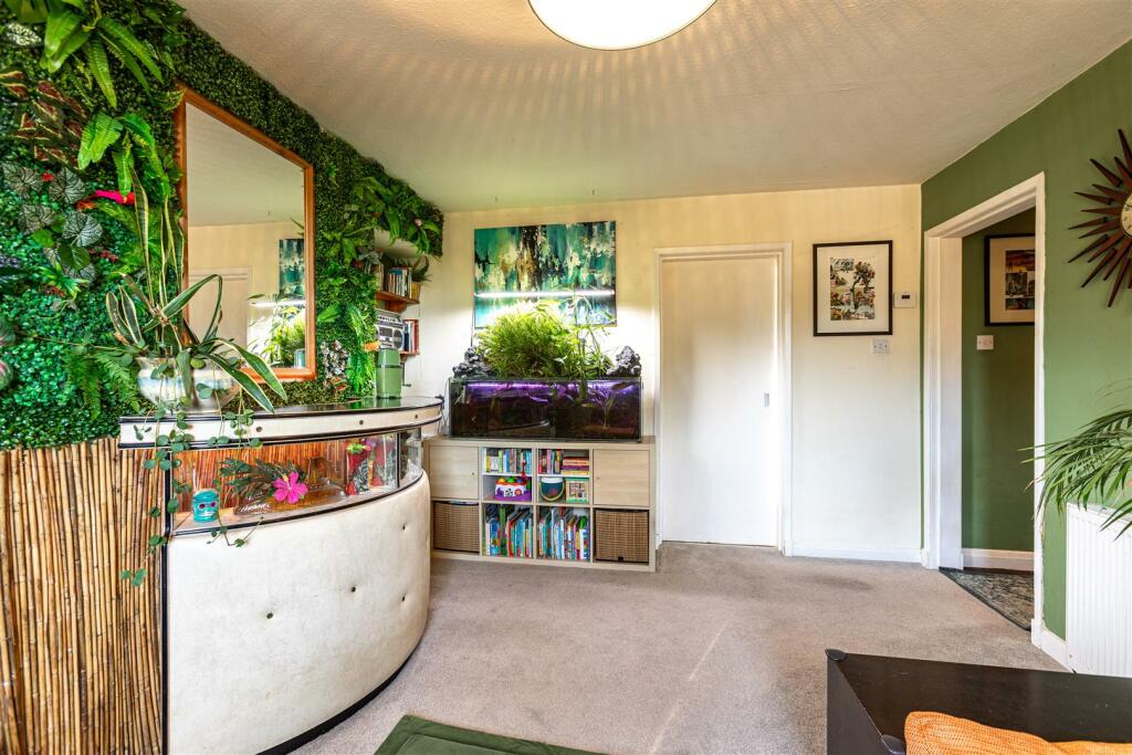 13 Morow Gardens Melrose 16.JPG