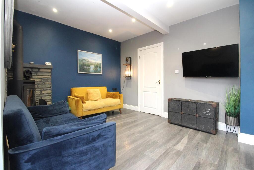 Kitchen/Sitting Room