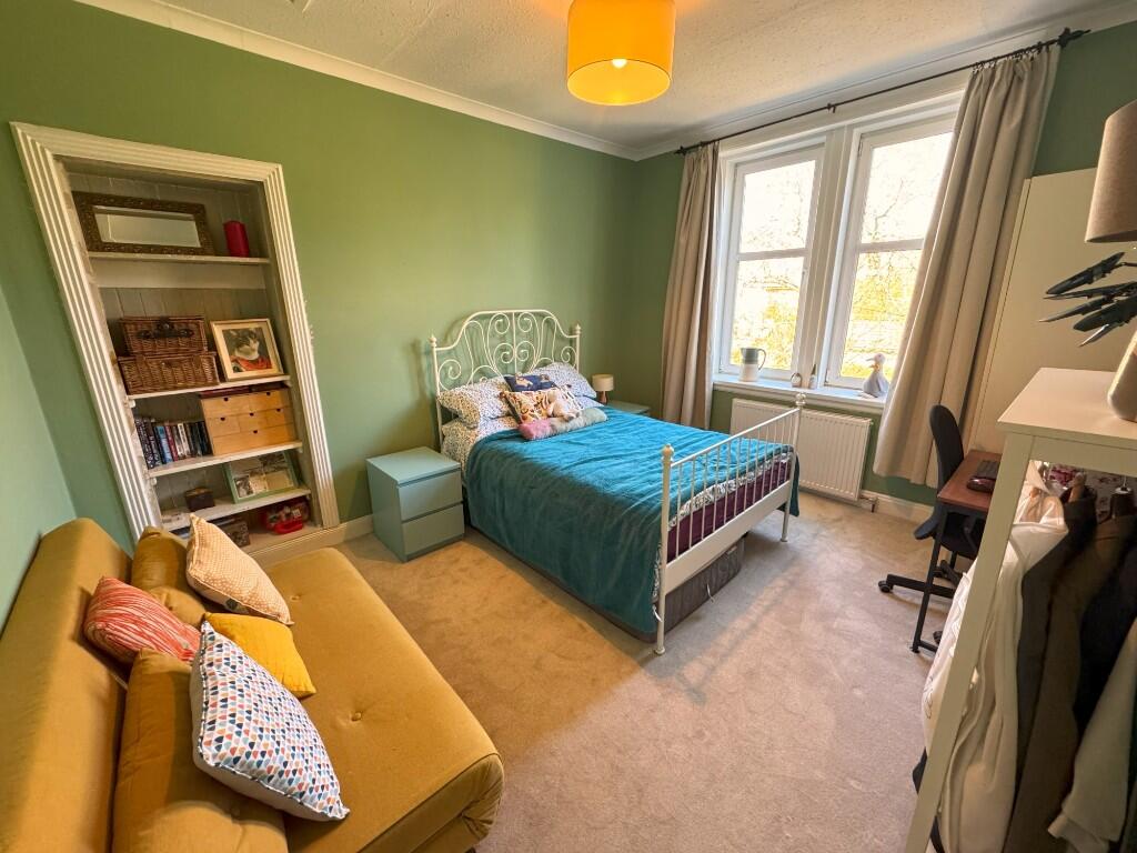 Bedroom 2 (1)