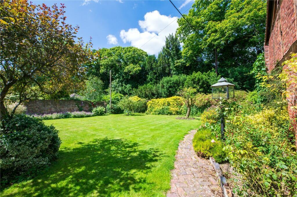 76049_WOR160126_I...