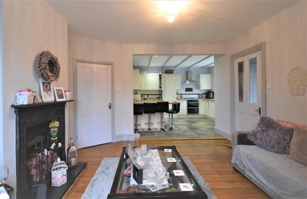 Kitchen/Breakfast/Family Room