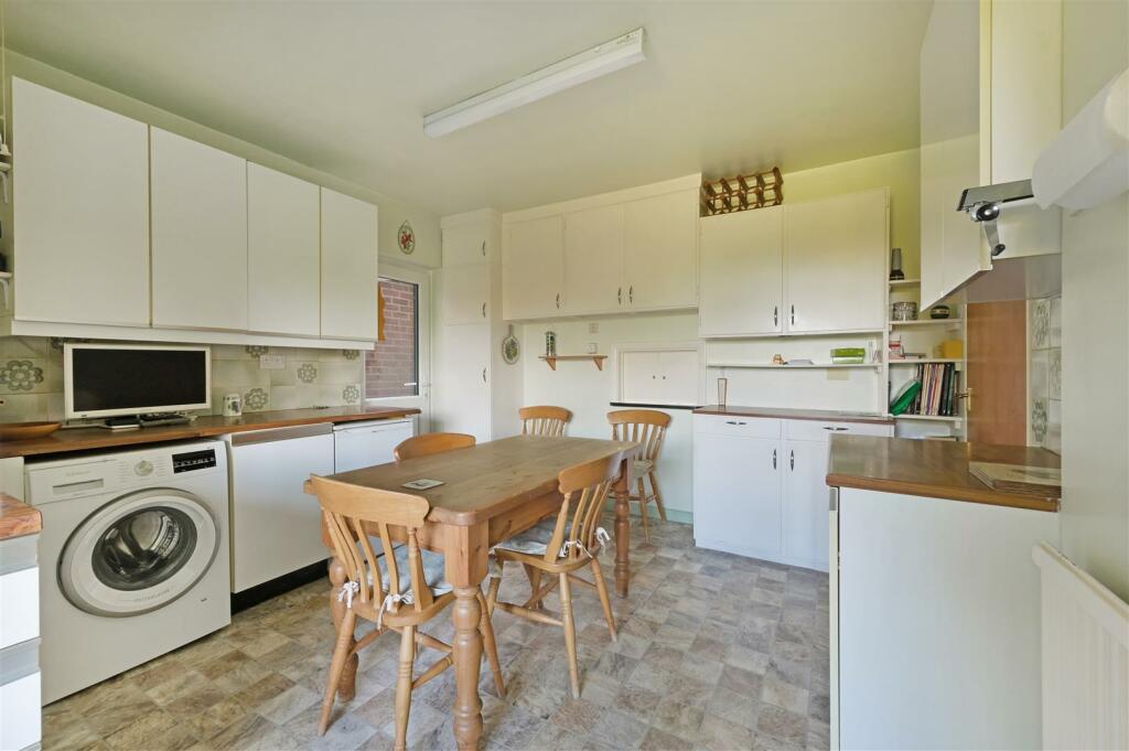 BUCKLES WAY, 6 -10.jpg