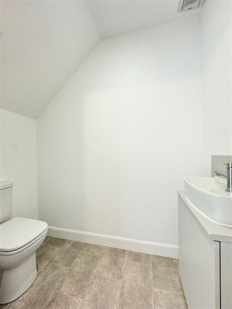 Cloakroom Wc