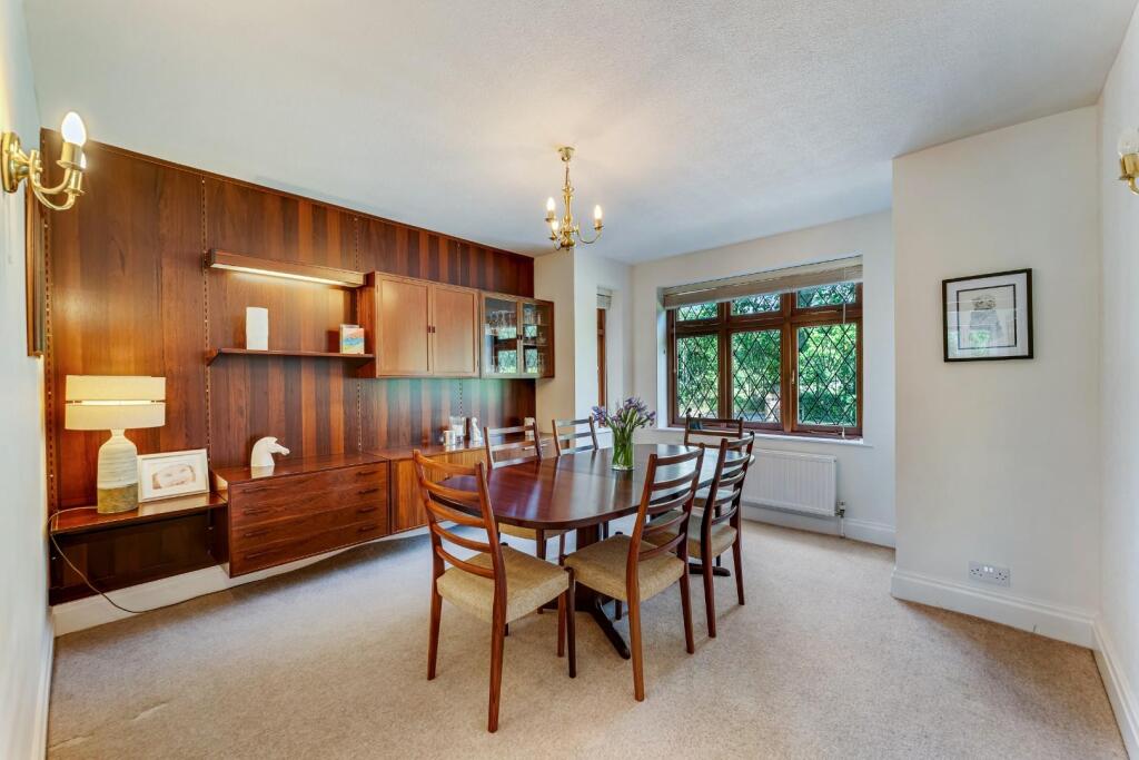 42 Moss Lane, SK7 1RD._-34.jpg