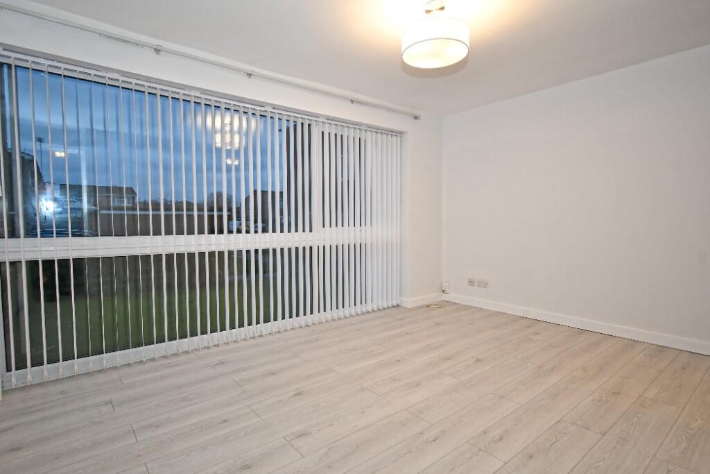 Sitting/Dining Room