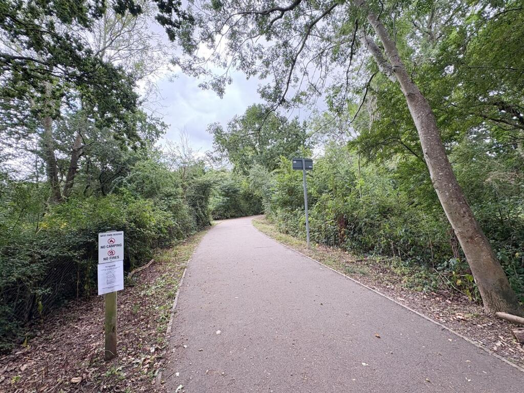 Footpath.jpg