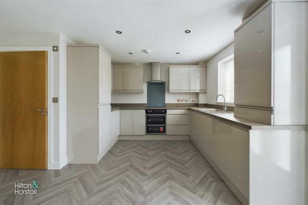 Millers Green, Worsthorne - Plot 5
