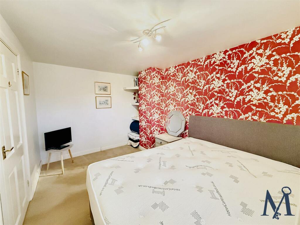 Bedroom 5