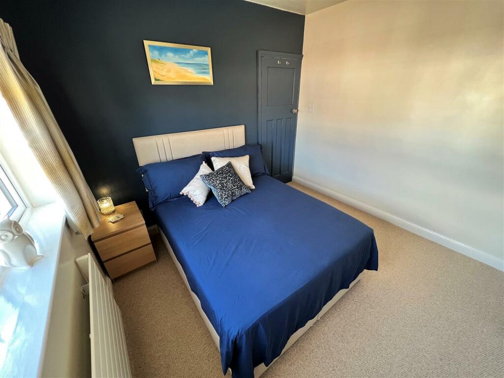 Bedroom 2B.JPG