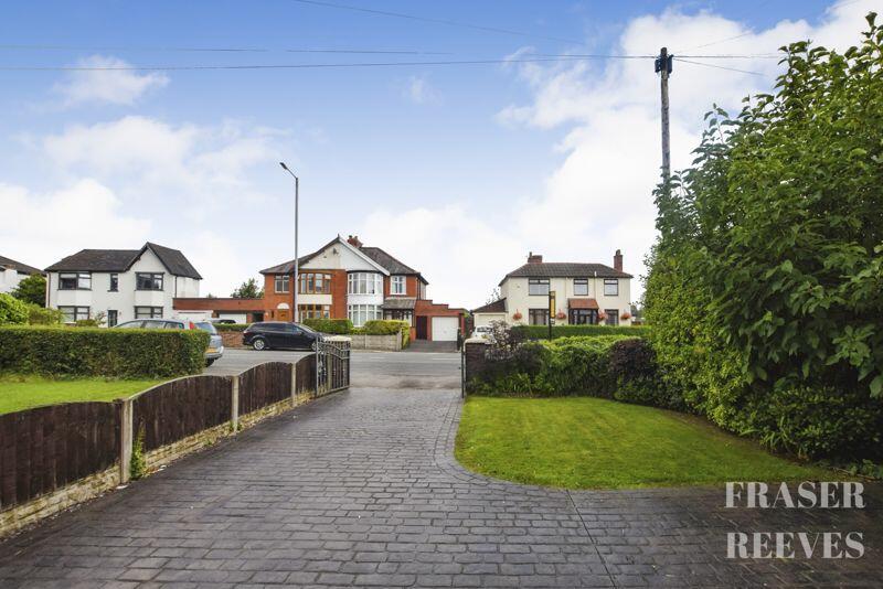 PLENTY OF DRIVEWAY PARKING