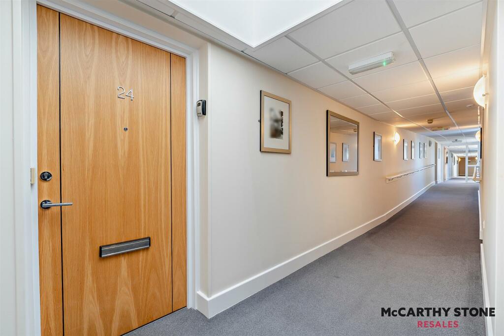 8624307-interior15-800.jpg
