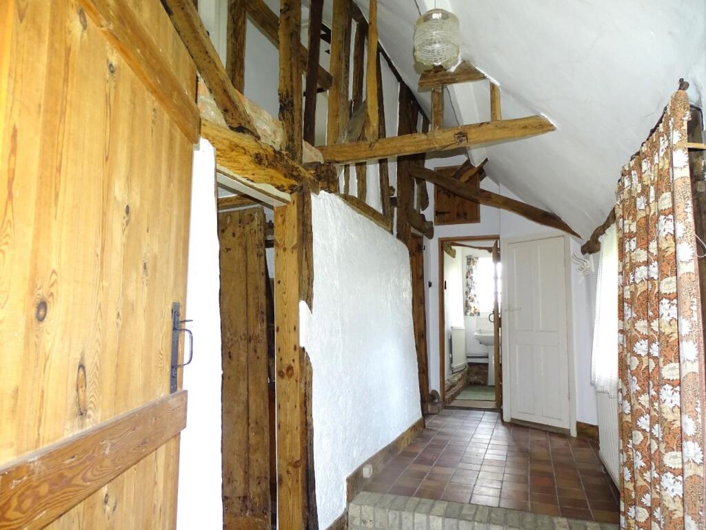 SPLIT LEVEL ENTRANCE HALL