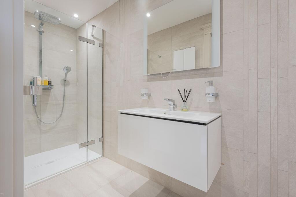 Bedroom Three - ensuite