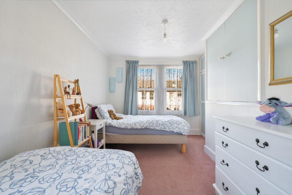 FERNDALE ROAD (6).jpg