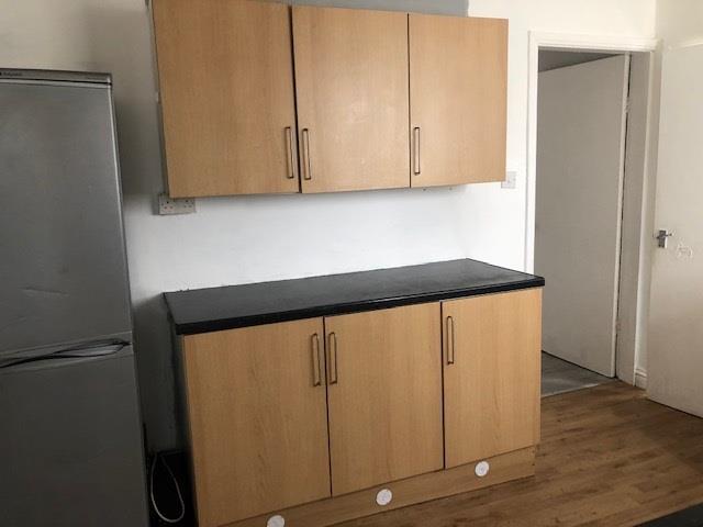 Kitchen3.jpg