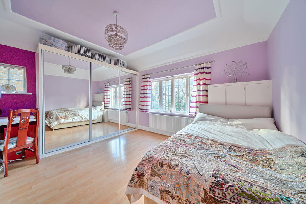 1394641-19-694bce...