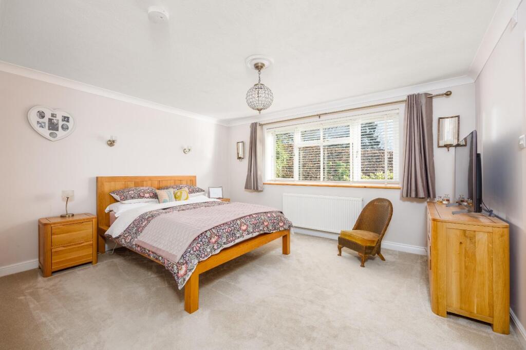 Walls_Sprout_Hill_Rotherfield_TN63QX_RootsProperty
