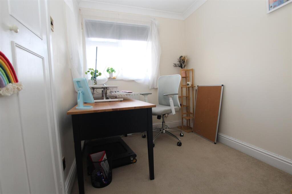 BEDROOM 3