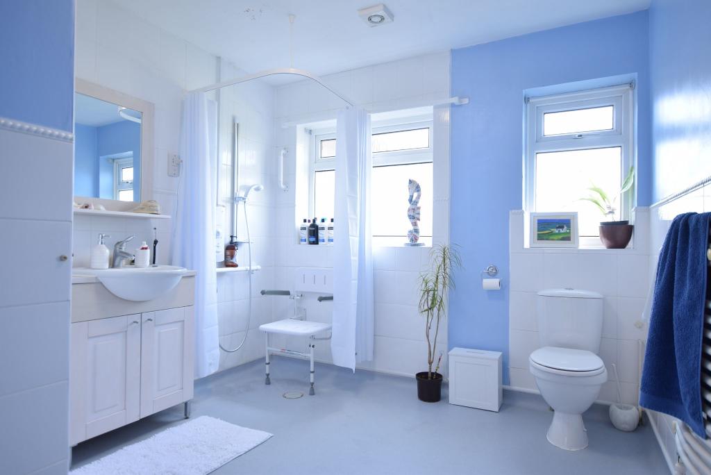 WET ROOM