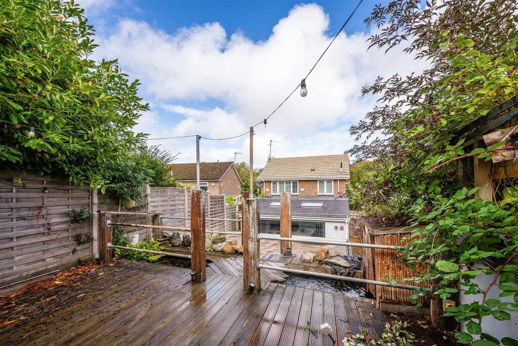 CHIPSTEAD LANE, 4 WILLIAMS HARLOW- (17).jpg