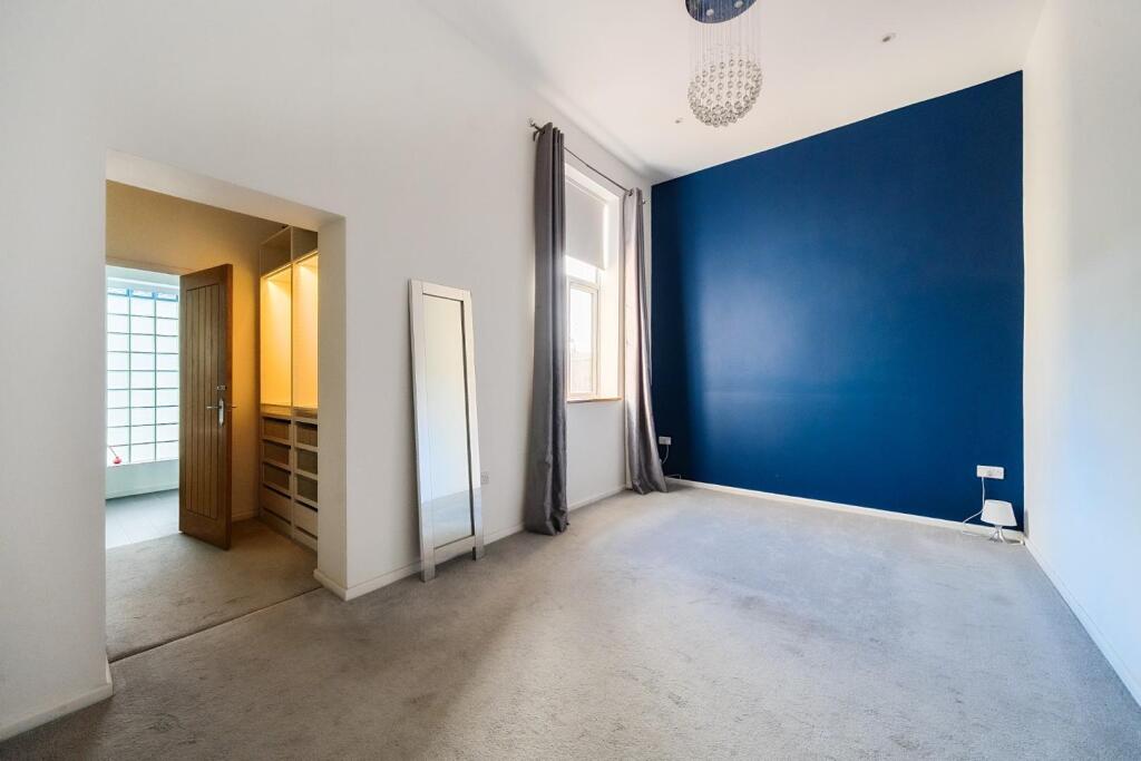 Principle Bedroom.jpg