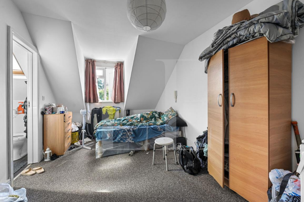 47 Westrow Gdn (23).png