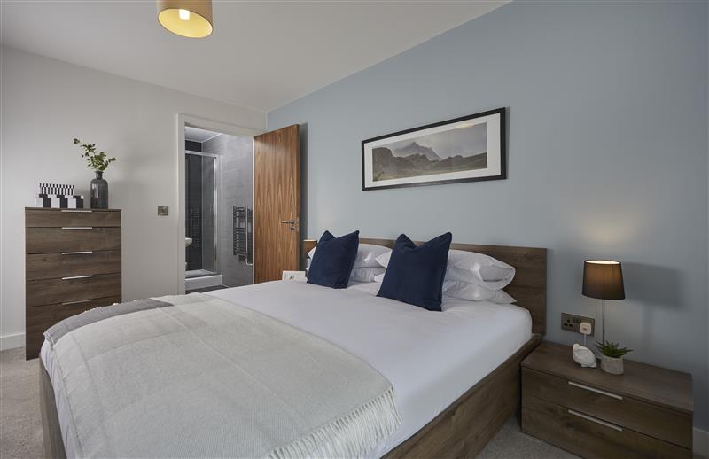 JLL Apartment 180...