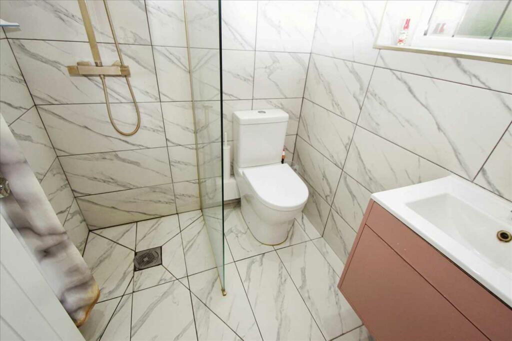 En-suite Shower Room
