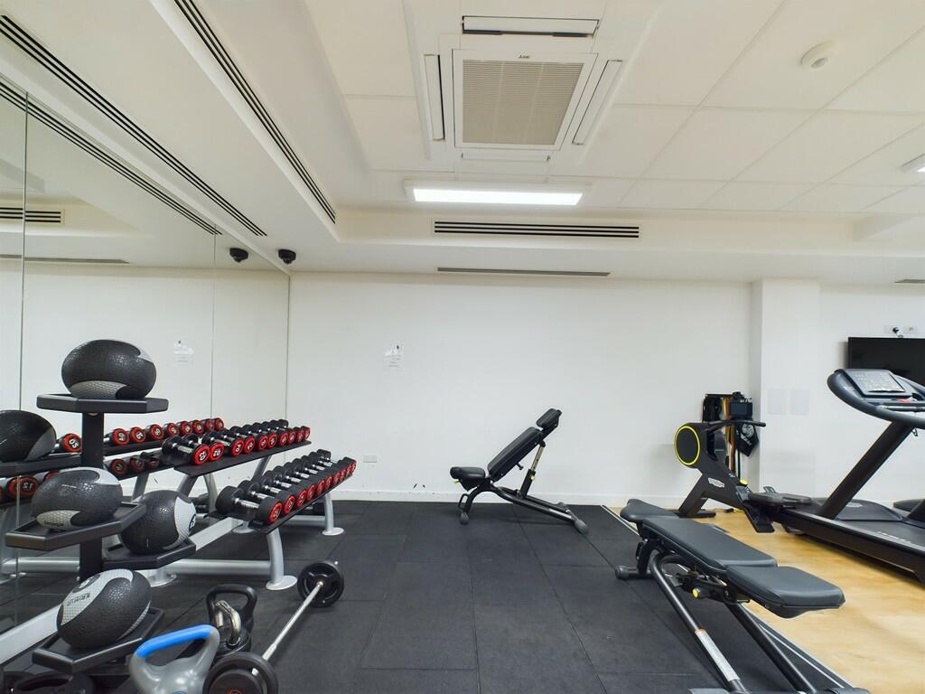 CAM02337G0-PR0168...