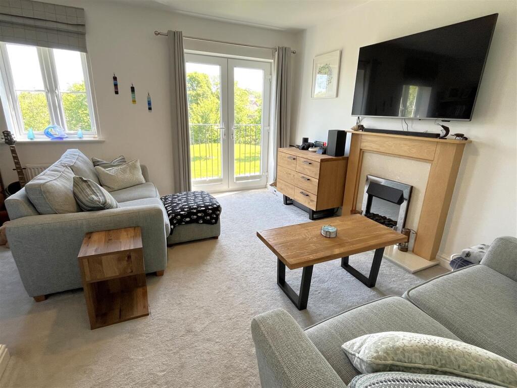 sitting room 2