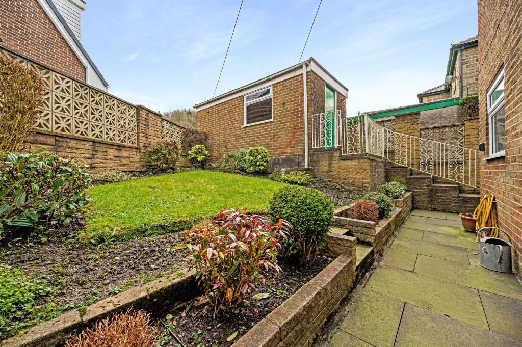 Rear Garden &amp; Garage