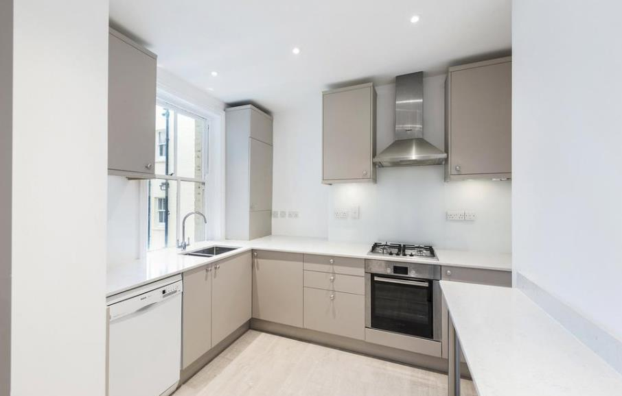 183 clarence gate gardens 2 22.07.png