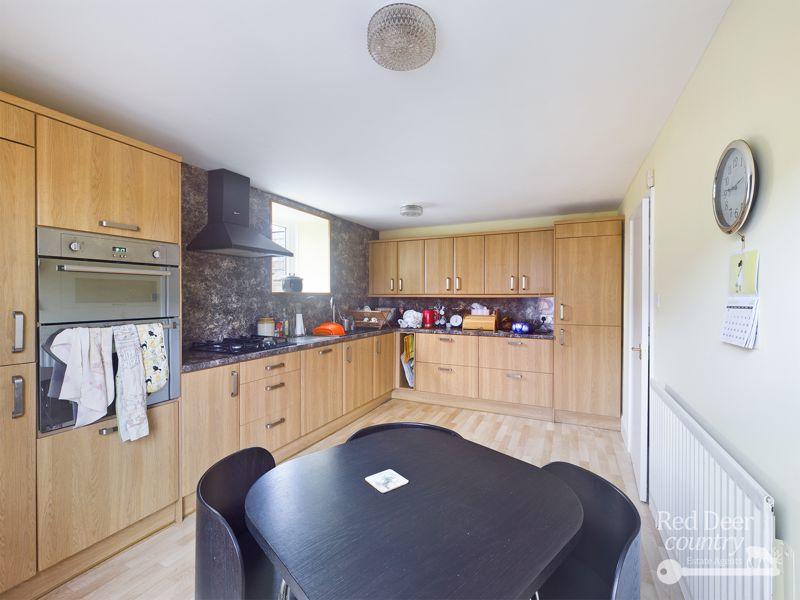 Kitchen/Breakf...