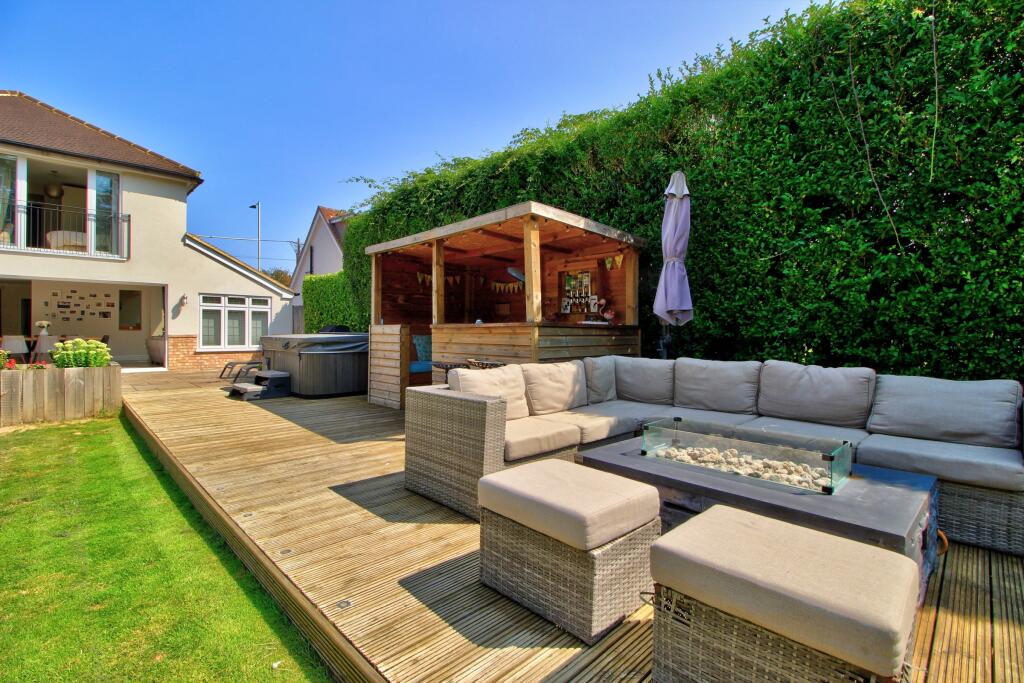 Decking Ideal for Outdoor Furniture
