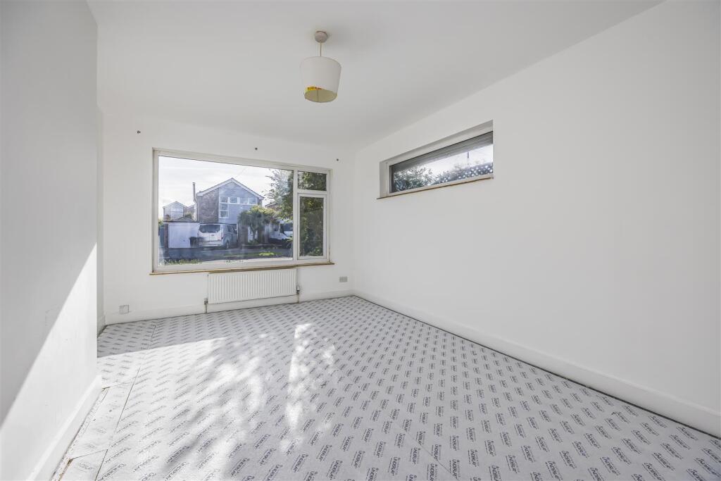 41 Itchenor Road, Hayling Island-PorticoMarketing-