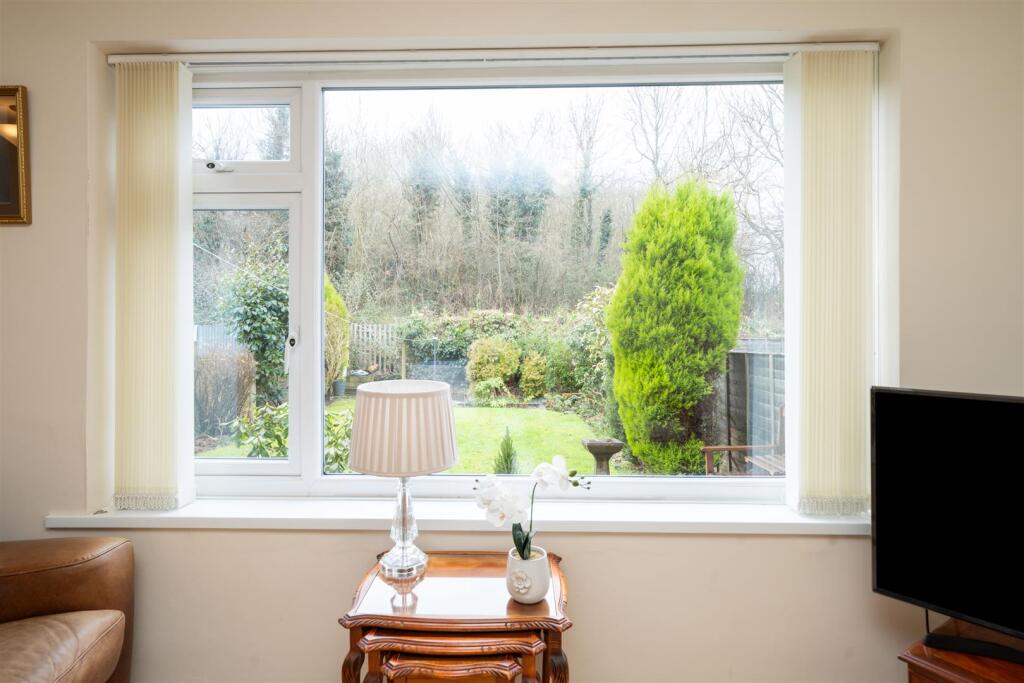 36 Milholme Green_10.jpg